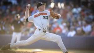 How to Clean a Baseball Uniform: A 2025 Comprehensive Guide