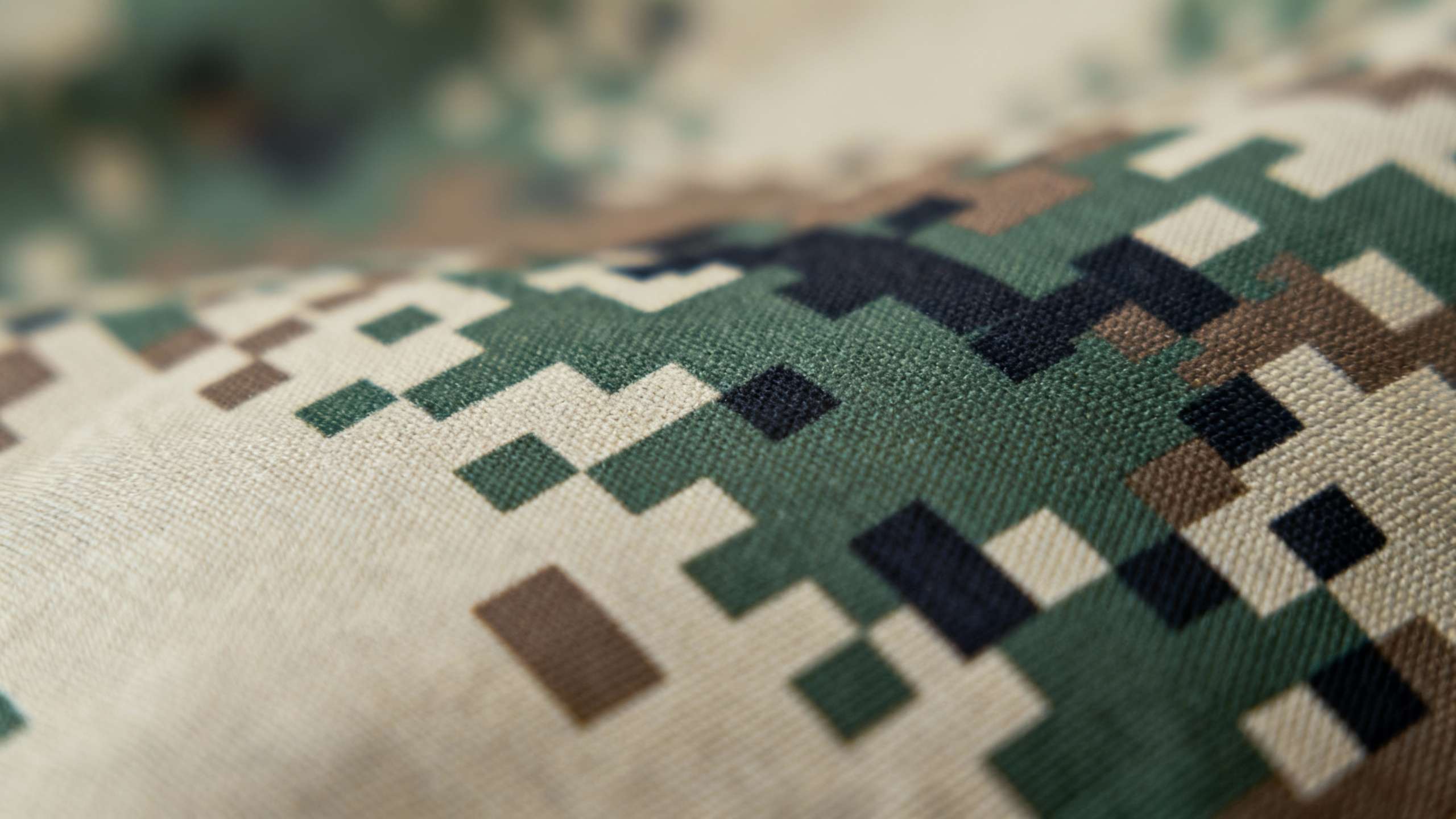 Digital vs traditional camouflage effectiveness