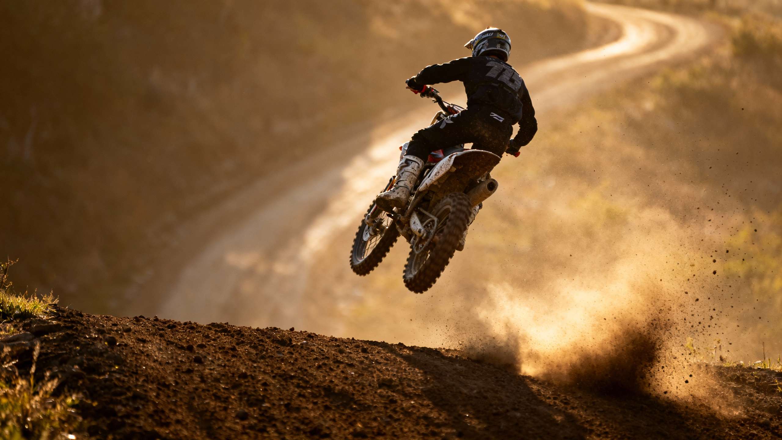 Visual balance in high-performance Kawasaki apparel design
